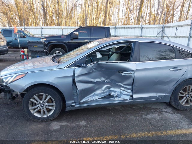 2015 HYUNDAI SONATA SE VIN: 5NPE24AF3FH229763