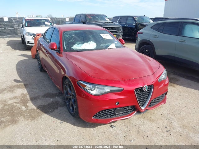 Alfa Romeo Giulia Ti Sport Rwd 2018 ZARFAECN4J7592027 zdjęcie główne