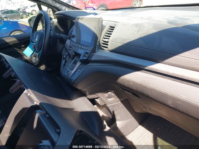 Honda Odyssey Touring 2022 5FNRL6H82NB022408 Image 5