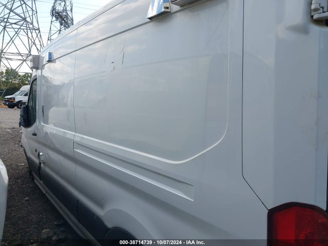 1FDYR2CM6HKB35997 Ford Transit-250