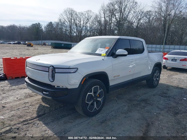 Rivian R1t Adventure 2022 7FCTGAAA5NN013241 Image 2