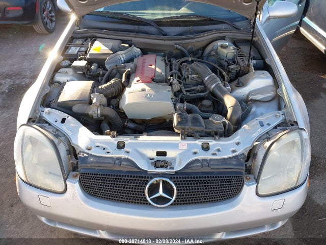 1999 MERCEDES-BENZ SLK 230 KOMPRESSOR VIN: WDBKK47F8XF092579