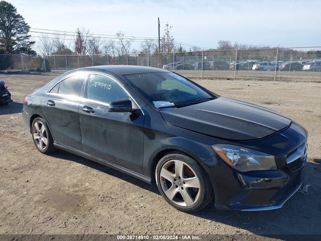 Mercedes-Benz CLA 250 2018 WDDSJ4EB6JN614245 Image 1