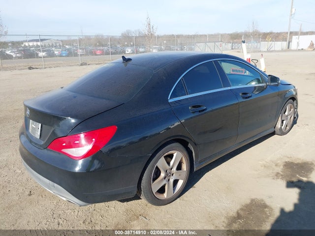 Mercedes-Benz CLA 250 2018 WDDSJ4EB6JN614245 Image 4