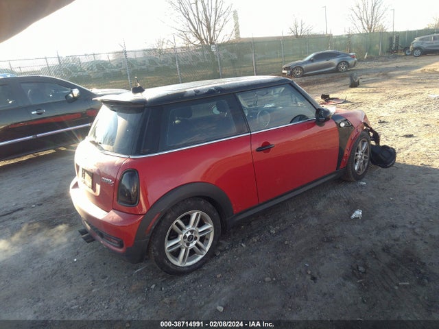 2011 MINI COOPER S WMWSV3C5XBTY21513 Photo 3