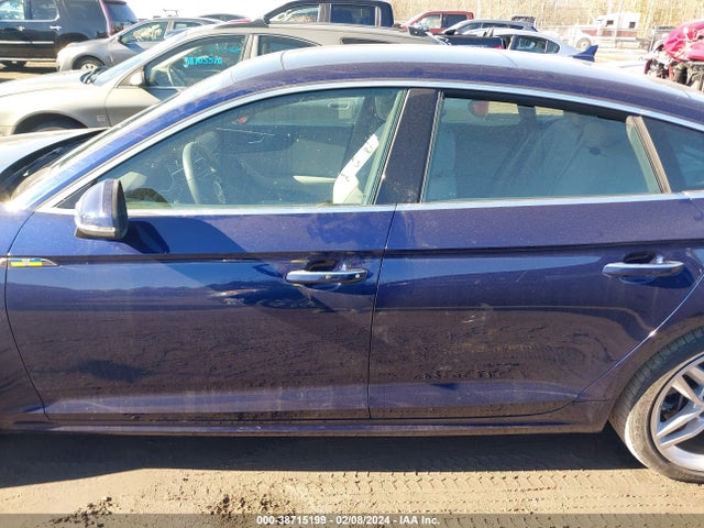 WAUBNCF54KA043538 Audi A5 45 Premium