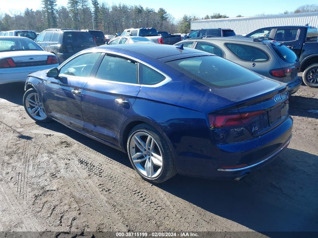 WAUBNCF54KA043538 Audi A5 45 Premium