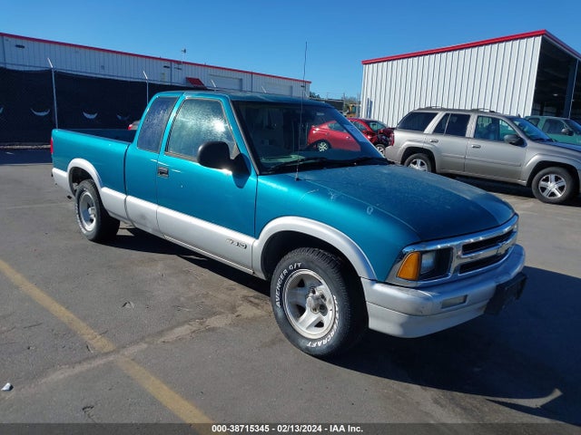 1995 CHEVROLET S TRUCK S10 VIN: 1GCCS19W3SK109645