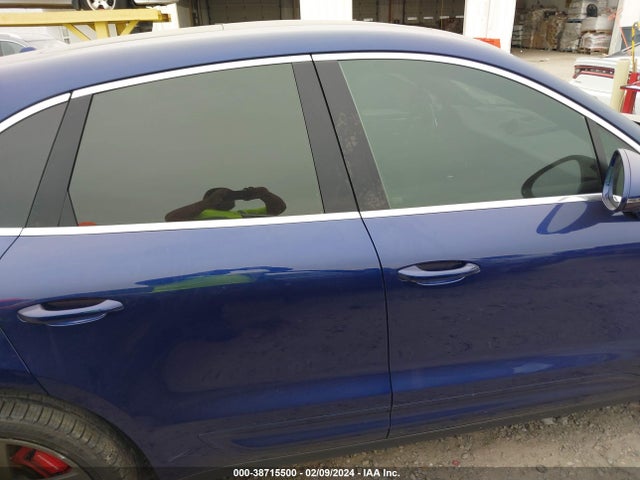 Porsche MACAN S 2022 WP1AG2A54NLB21267 Image 13