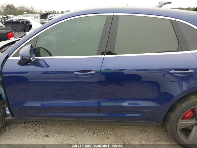 Porsche MACAN S 2022 WP1AG2A54NLB21267 Image 14