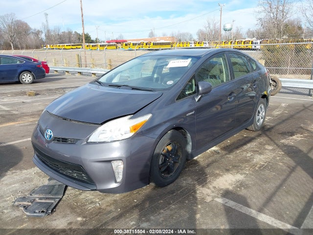 Toyota Prius Two 2014 JTDKN3DU8E0385145 Image 2