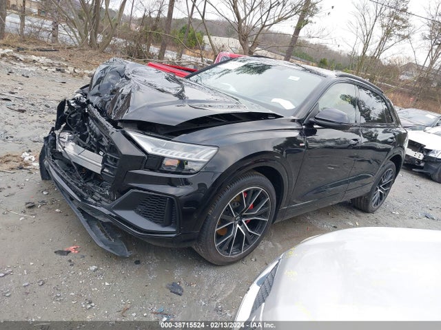 WA1FVAF19KD038219 Audi Q8 55 Premium