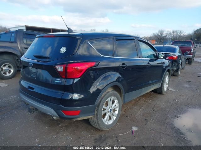 1FMCU9GD9KUA60929 Ford ESCAPE SE
