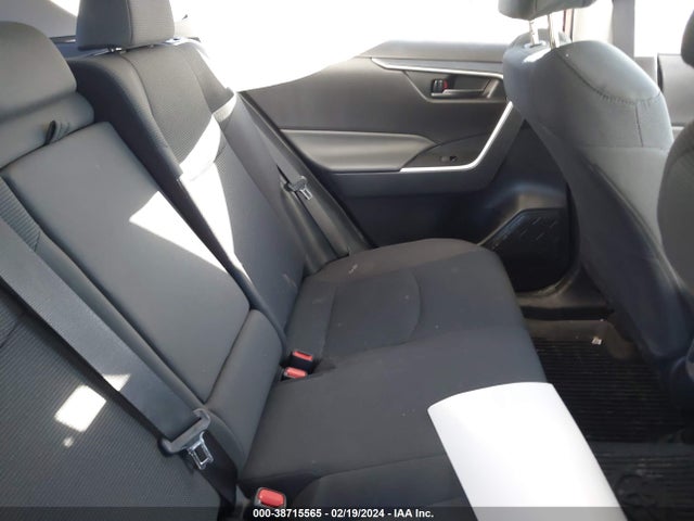 Toyota RAV4 LE 2020 2T3F1RFV1LW131226 Image 8