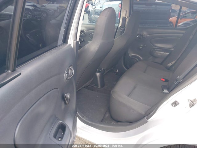 Nissan Versa 1.6 S 2016 3N1CN7AP4GL824182 Image 8