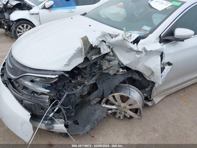 1C3CCCAB7FN623783 Chrysler 200 Limited