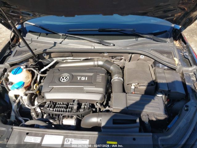 1VWAT7A37HC013431 Volkswagen Passat 1.8t S