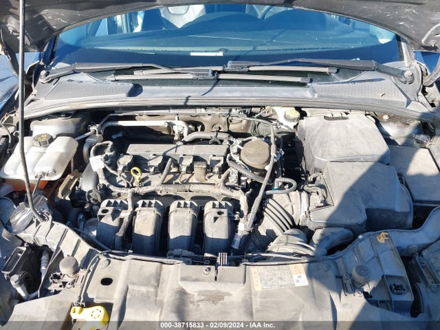 Ford FOCUS SE 2016 1FADP3K29GL285227 Image 10