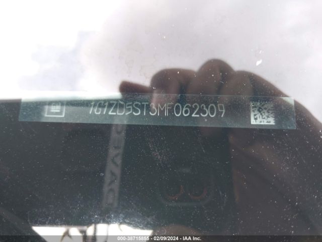 1G1ZD5ST3MF062309 Chevrolet Malibu Fwd Lt