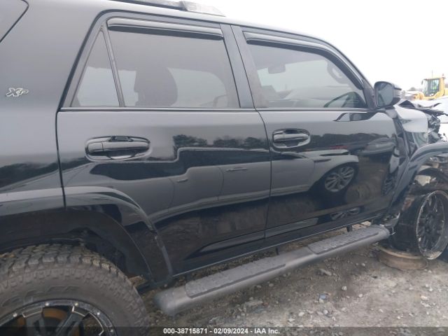 JTEZU5JR6F5105039 Toyota 4RUNNER SR5