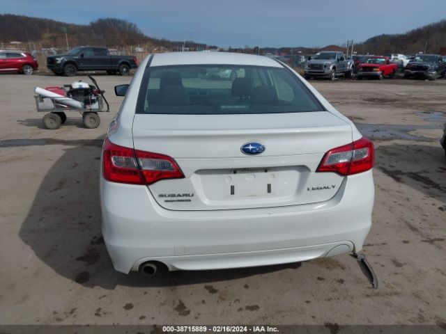 4S3BNBA61F3012268 Subaru Legacy 2.5i