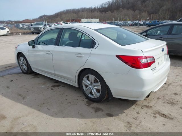 4S3BNBA61F3012268 Subaru Legacy 2.5i