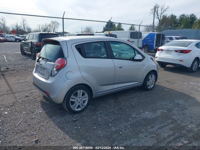 Chevrolet Spark Ls Auto 2014 KL8CB6S95EC576493 Image 4