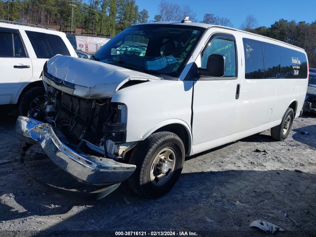 Chevrolet Express 3500 Lt 2017 1GAZGPFF2H1295088 Image 2