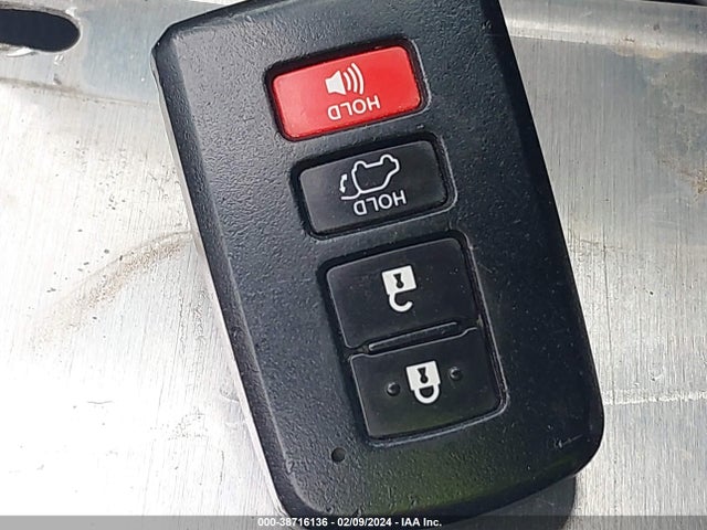 Toyota Rav4 Xle 2016 JTMWFREV0GJ086528 Image 11