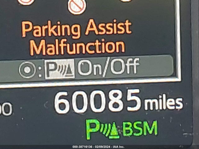Toyota Rav4 Xle 2016 JTMWFREV0GJ086528 Image 16