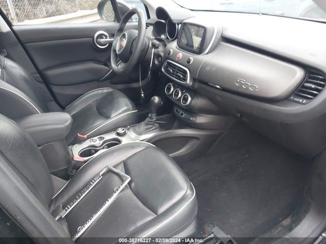 2017 FIAT 500X ZFBCFYCB9HP550892 Photo 4