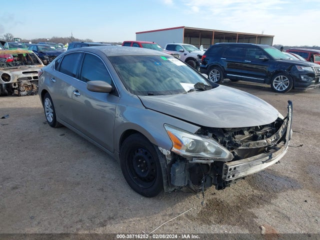 Nissan Altima 2.5 S 2015 1N4AL3AP9FN380188 main image