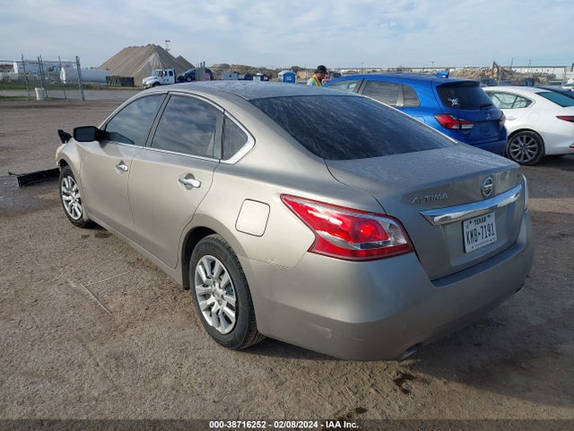 Nissan Altima 2.5 S 2015 1N4AL3AP9FN380188 Image 3