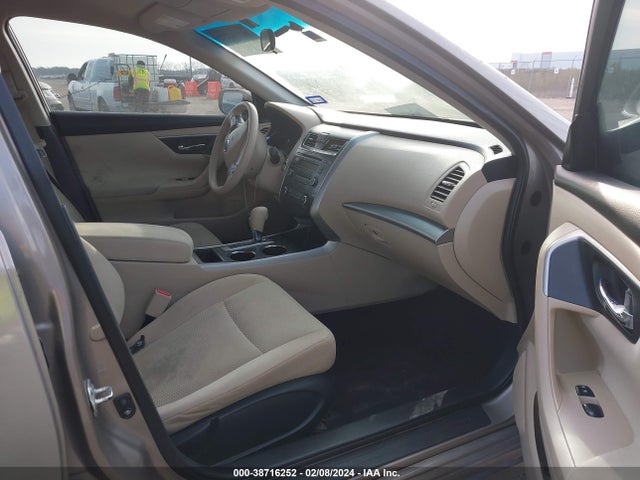 Nissan Altima 2.5 S 2015 1N4AL3AP9FN380188 Image 5