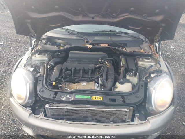 2008 MINI COOPER S CLUBMAN WMWMM33598TP72079 Photo 9