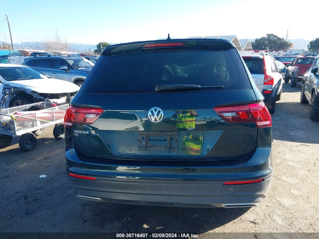 3VV3B7AX7KM101825 Volkswagen Tiguan 2.0t Se/2.0t Sel/2.0t Sel R-line/2.0t Sel R-line Black