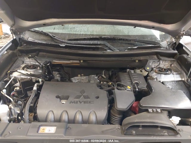 JA4AZ3A34GZ039520 Mitsubishi Outlander Es