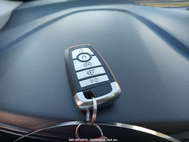 Ford Fusion Hybrid Titanium 2019 3FA6P0RU6KR182579 Image 11