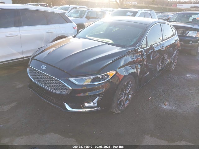 Ford Fusion Hybrid Titanium 2019 3FA6P0RU6KR182579 Image 2