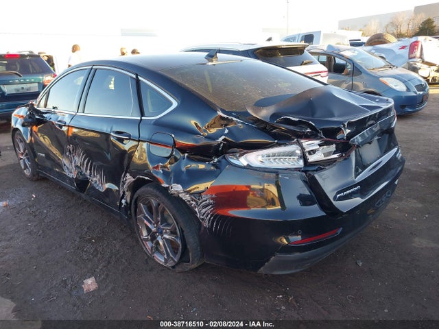 Ford Fusion Hybrid Titanium 2019 3FA6P0RU6KR182579 Image 3