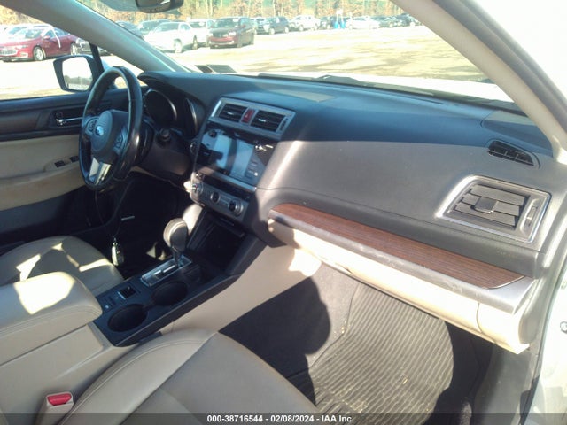 2015 SUBARU LEGACY 2.5I LIMITED VIN: 4S3BNAL69F3040939