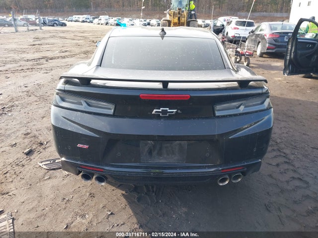 Chevrolet CAMARO 2SS 2018 1G1FH1R78J0184297 Image 16