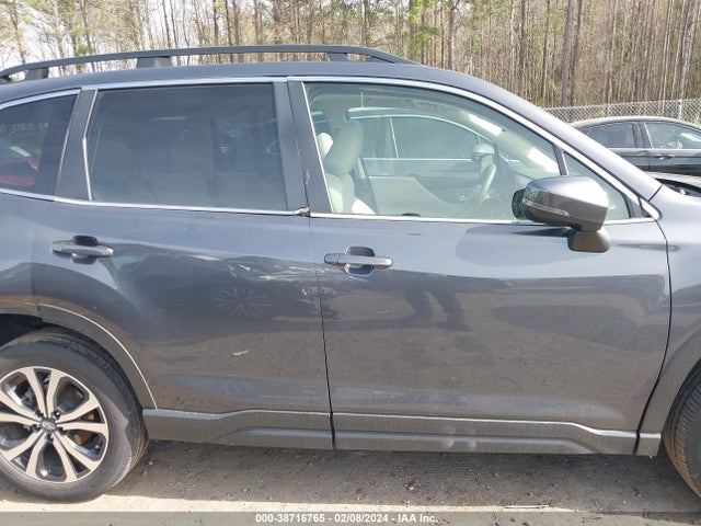 Subaru Forester Limited 2022 JF2SKAPC2NH483820 Image 13