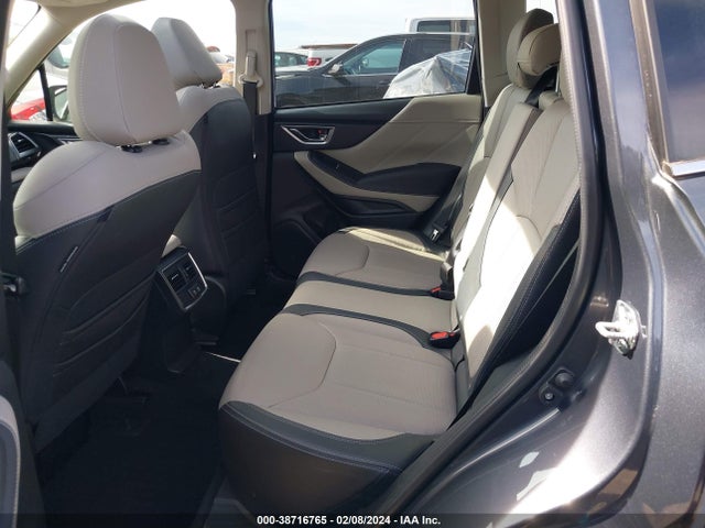 Subaru Forester Limited 2022 JF2SKAPC2NH483820 Image 8