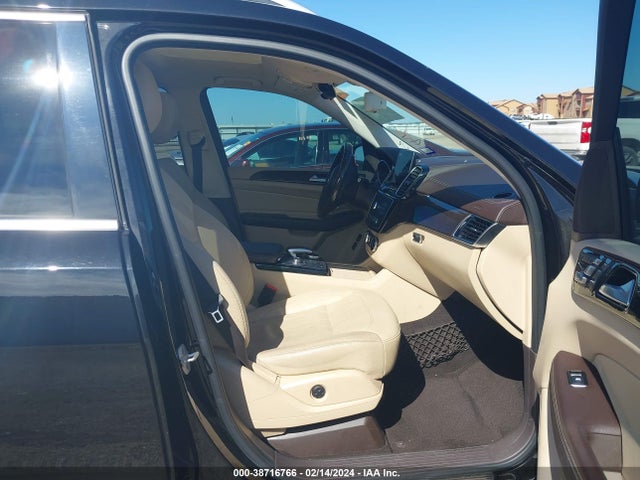 4JGDF6EE9HA917124 Mercedes-Benz Gls 450 4matic