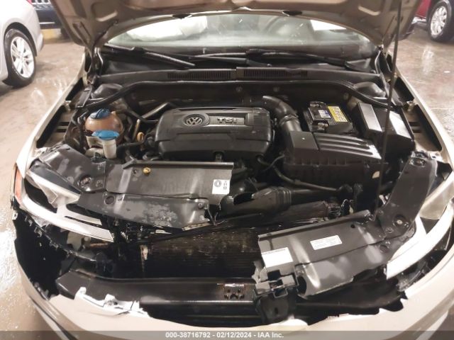 3VWD07AJ8FM231880 Volkswagen JETTA SE