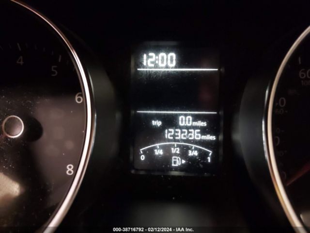 3VWD07AJ8FM231880 Volkswagen JETTA SE
