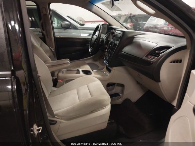 2C4RDGCG3FR536002 Dodge Grand Caravan Sxt