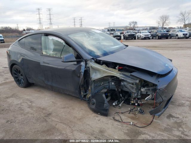 2023 Tesla Model Y Awd/long Range Dual Motor All-wheel Drive მანქანა იყიდება აუქციონზე, vin: 7SAYGAEE3PF963739, აუქციონის ნომერი: 38716822