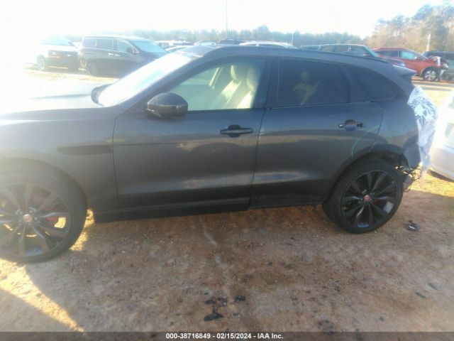 SADCM2FV3KA360039 Jaguar F-PACE S